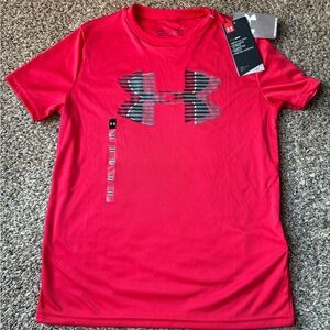Under Armour Youth medium shirt NEW!
